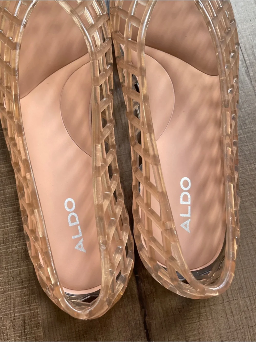 ALDO Nude/Tan Lattice Slip-On Flats - Picture 2 of 9